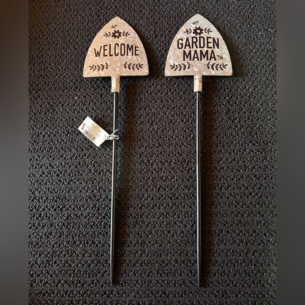 " Welcome " and " Garden Mama " Decorative Metal Garden  Stakes